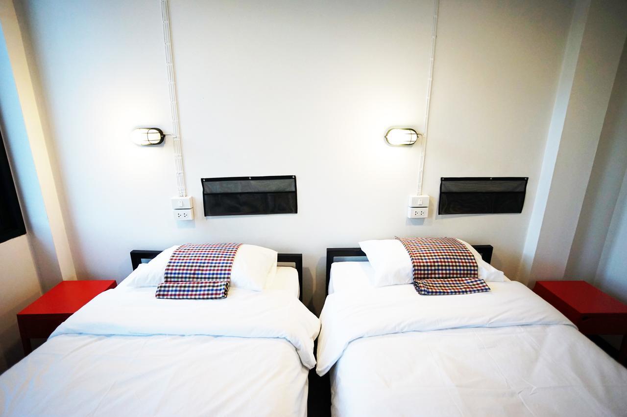 Puck Hostel Bangkok Ngoại thất bức ảnh