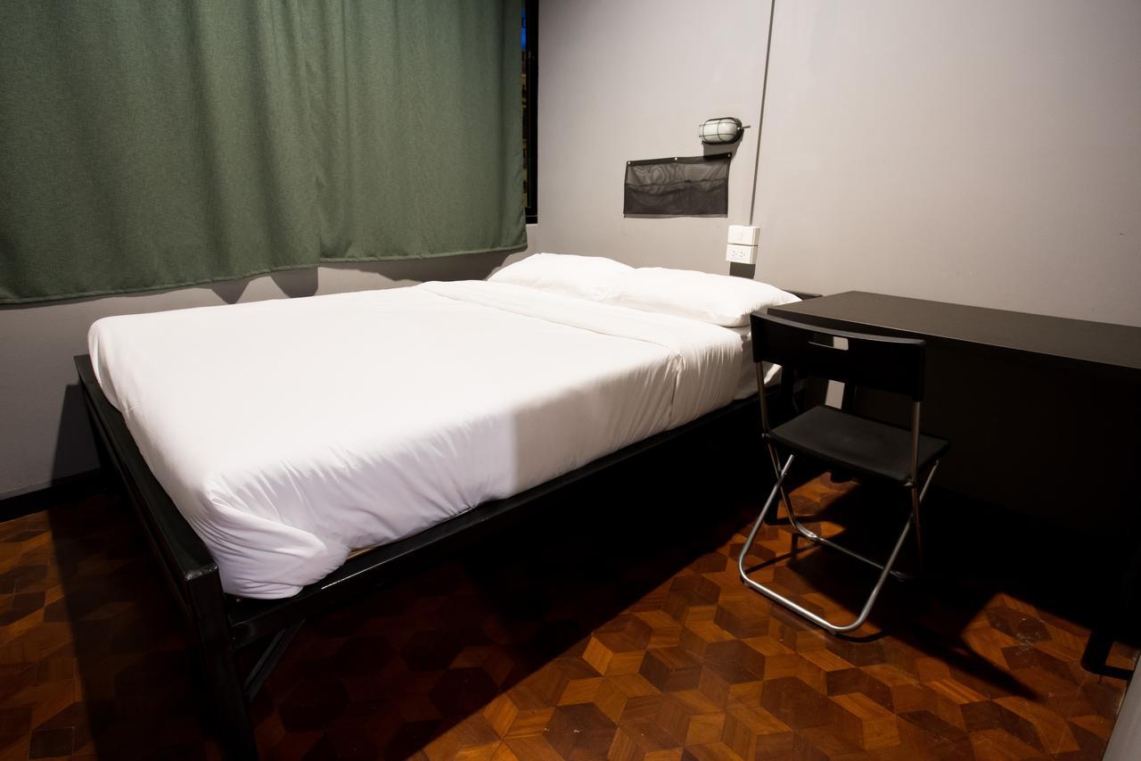 Puck Hostel Bangkok Ngoại thất bức ảnh