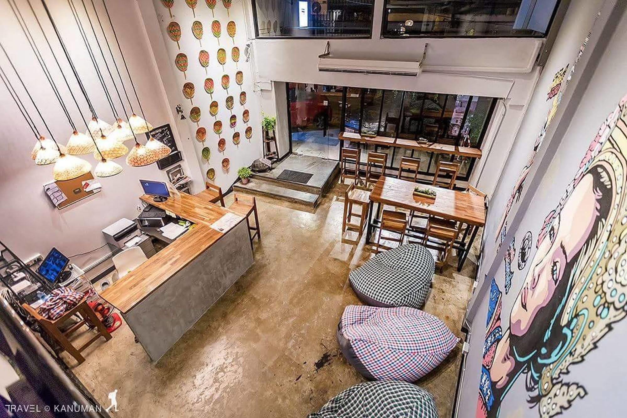 Puck Hostel Bangkok Ngoại thất bức ảnh